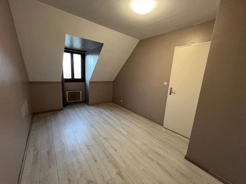 Maison - 94 m² - 4 pièces