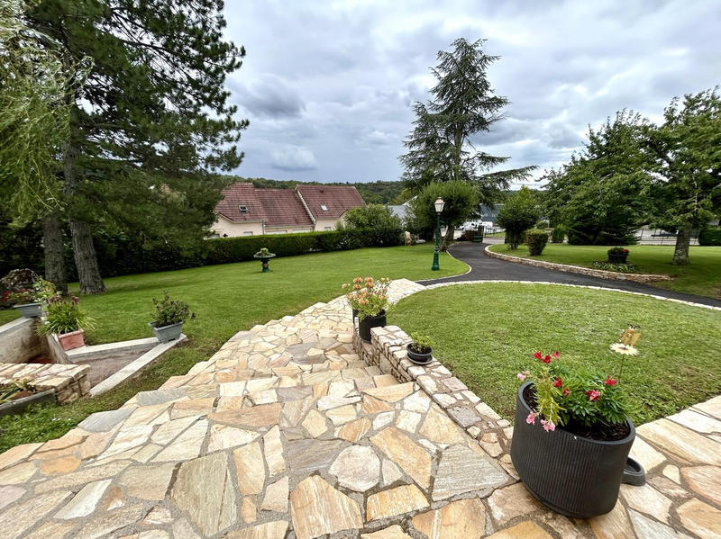 Maison - 110 m² - 6 pièces