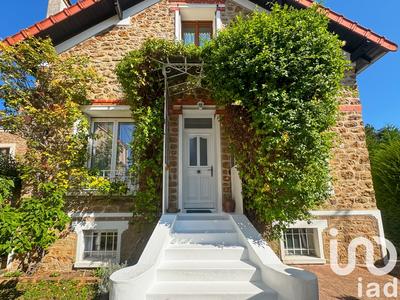 Maison - 77 m² - 5 pièces