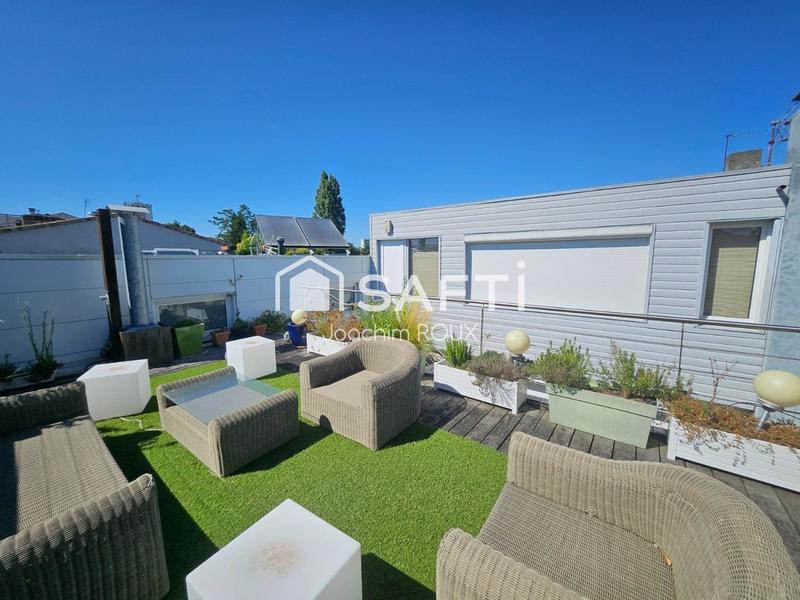 Maison - 200 m² - 6 pièces