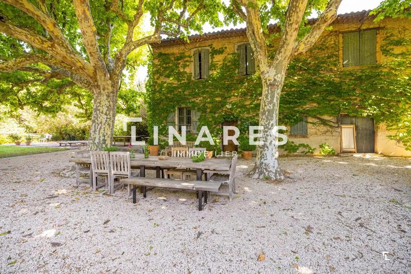 Bastide - 236 m² - 6 pièces