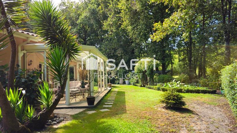 Maison - 160 m² - 6 pièces