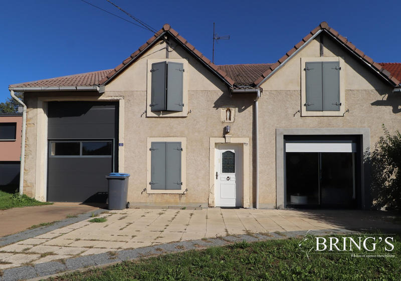 Maison - 202 m² - 8 pièces