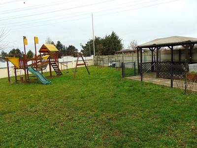 Maison - 145 m² - 9 pièces