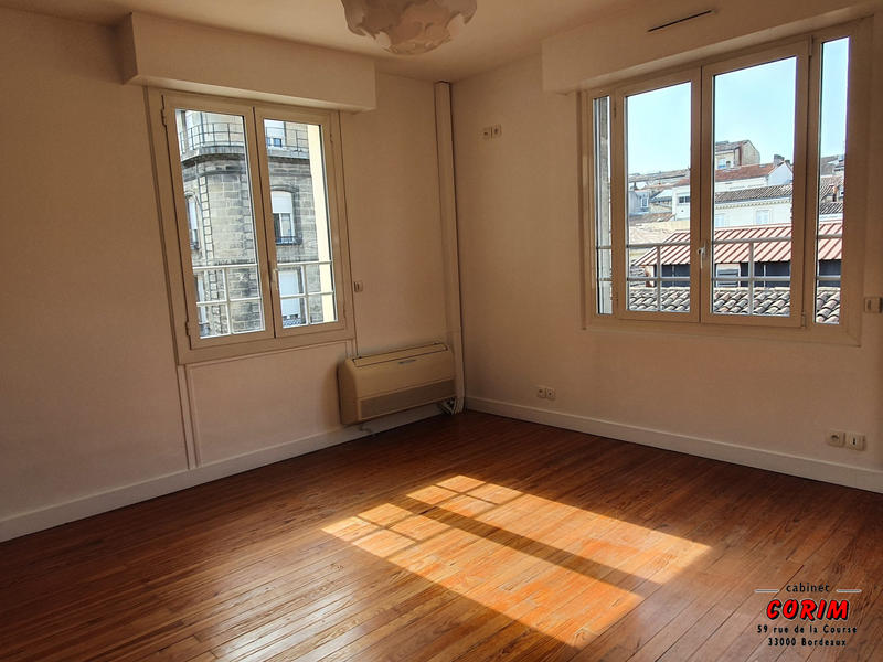 Maison - 195 m² - 5 pièces