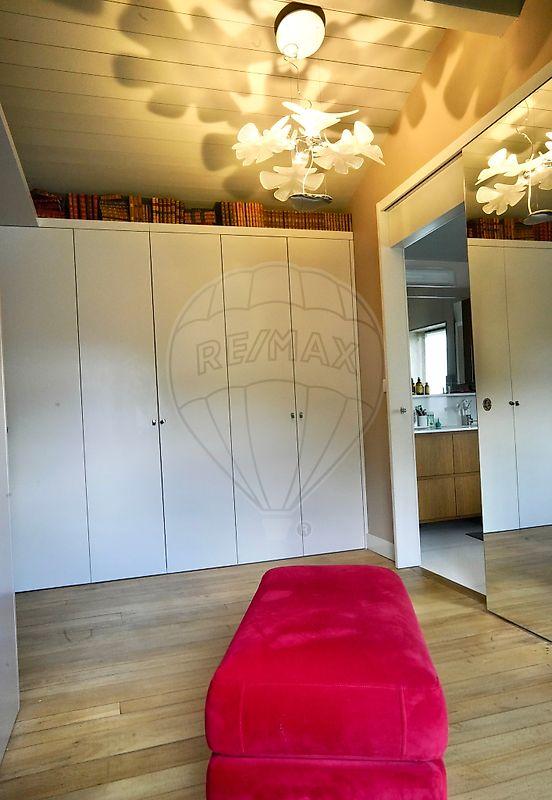 Propriété - 330 m² - 7 pièces