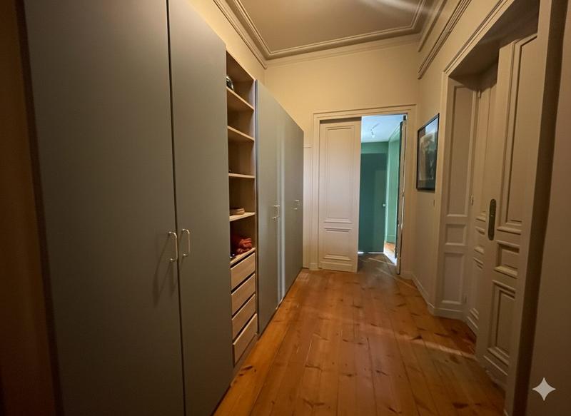 Appartement - 120 m² - 4 pièces