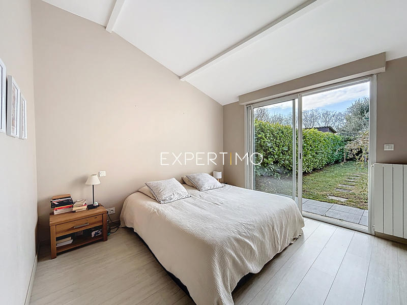 Maison - 180 m² - 6 pièces