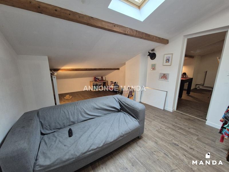 Appartement - 152 m² - 6 pièces