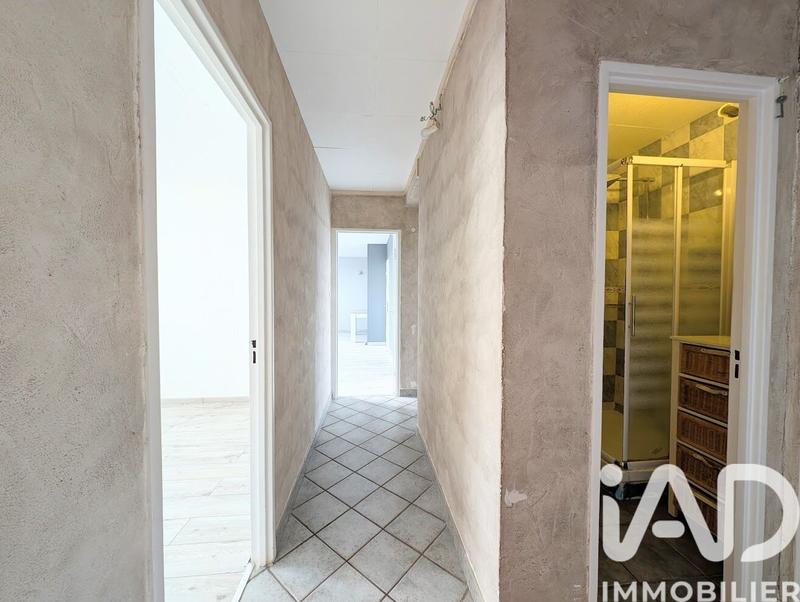 Appartement - 80 m² - 5 pièces