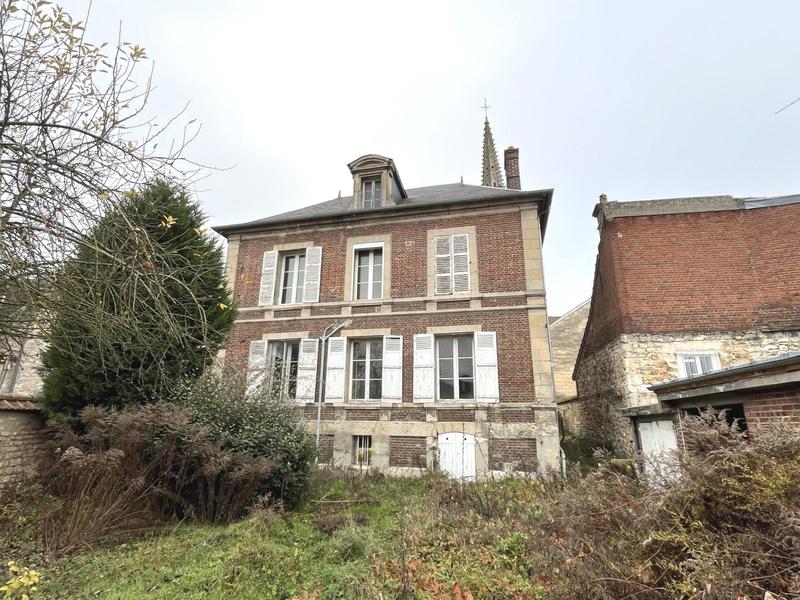 Maison - 143 m² - 7 pièces