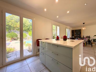 Maison - 177 m² - 7 pièces