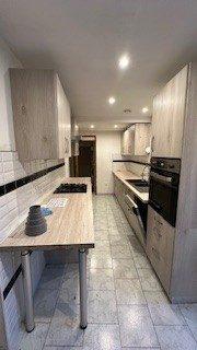 Maison - 90 m² - 6 pièces