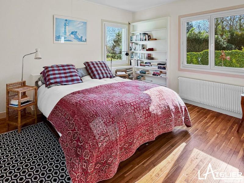 Maison - 209 m² - 8 pièces