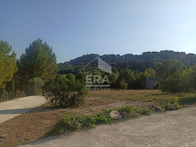 Terrain - 701 m²