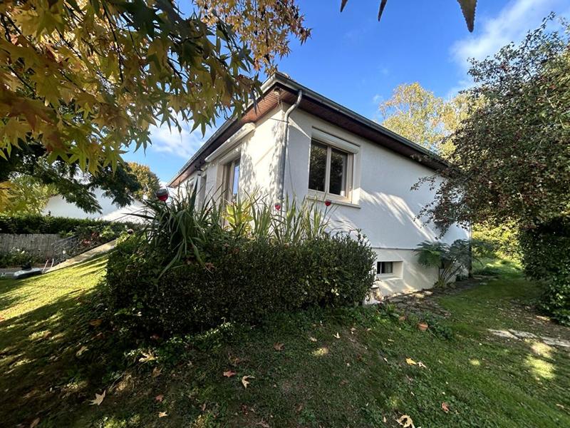 Maison - 89 m² - 5 pièces