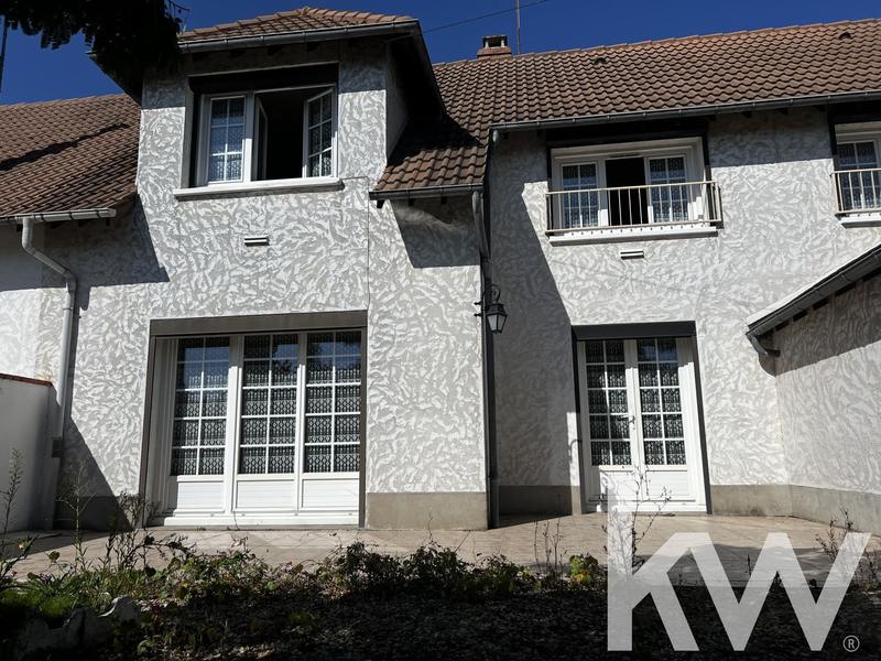 Pavillon - 104 m² - 5 pièces