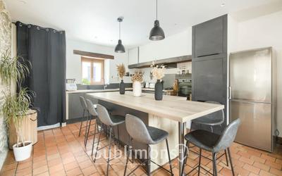 Maison - 121 m² - 5 pièces
