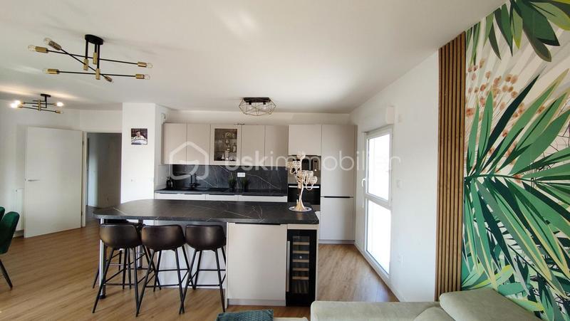 Appartement - 84 m² - 4 pièces