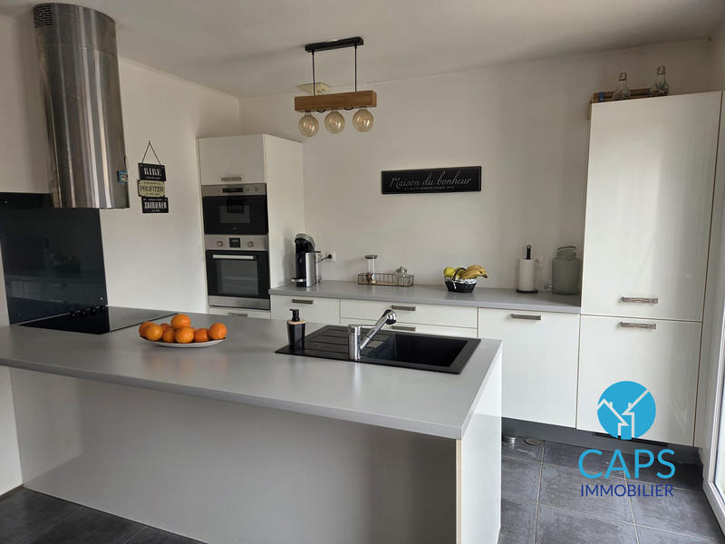 Maison - 74 m² - 5 pièces