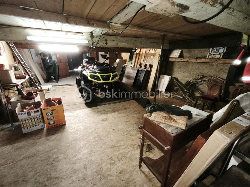 Ferme - 303 m² - 8 pièces