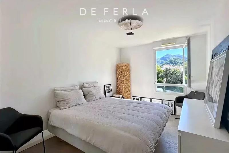 Duplex - 133 m² - 4 pièces