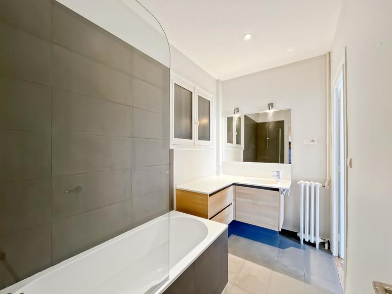 Appartement - 132 m² - 4 pièces