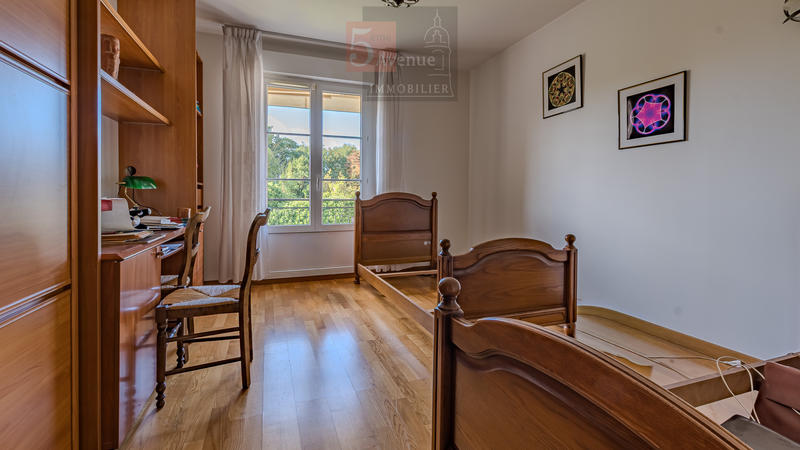 Appartement - 148 m² - 4 pièces