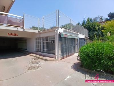 Local d'activités - 82 m² - 1 pièce