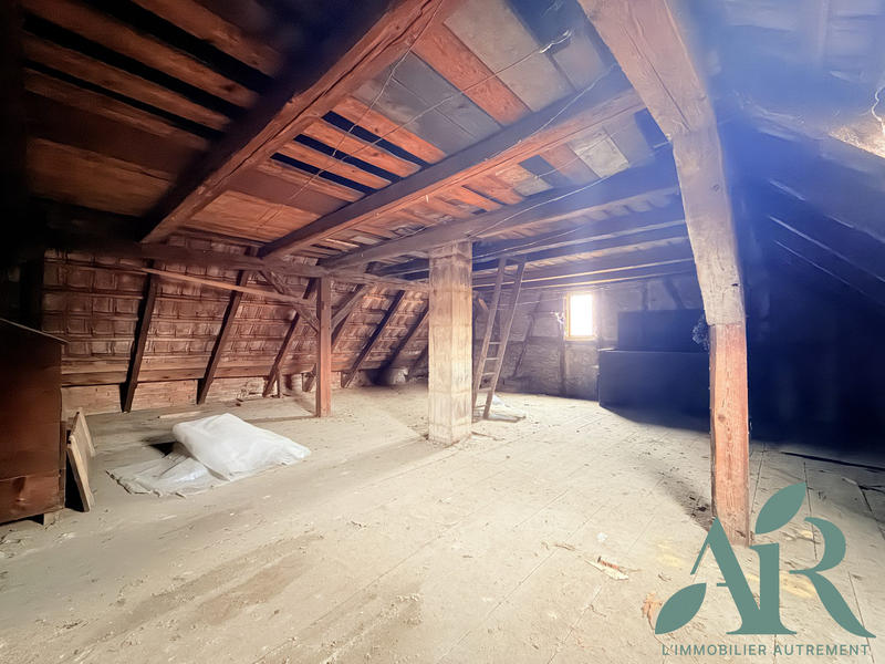 Maison ancienne - 100 m² - 5 pièces