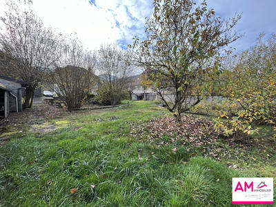 Maison - 300 m² - 9 pièces