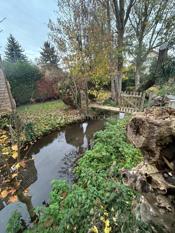 Propriété - 165 m² - 6 pièces