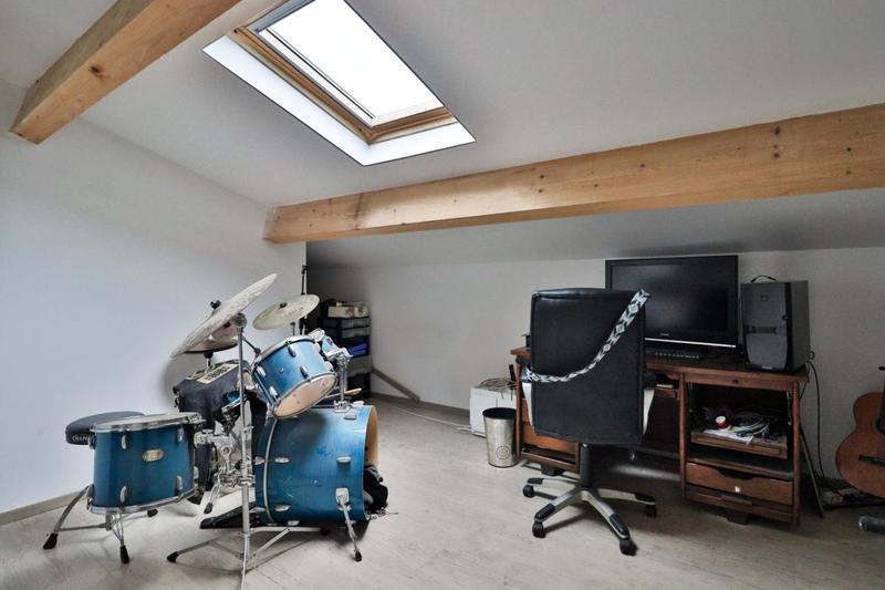 Pavillon - 164 m² - 7 pièces