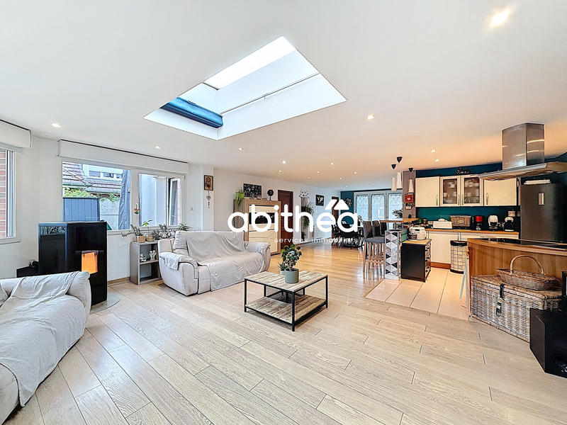 Maison - 135 m² - 5 pièces