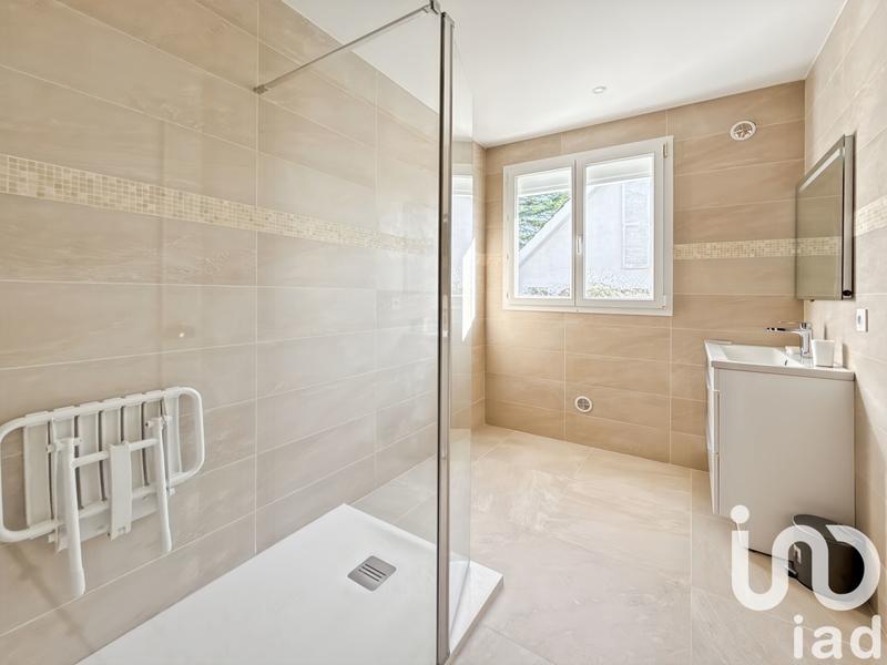 Maison - 142 m² - 6 pièces