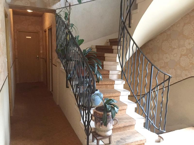 Maison - 370 m² - 21 pièces