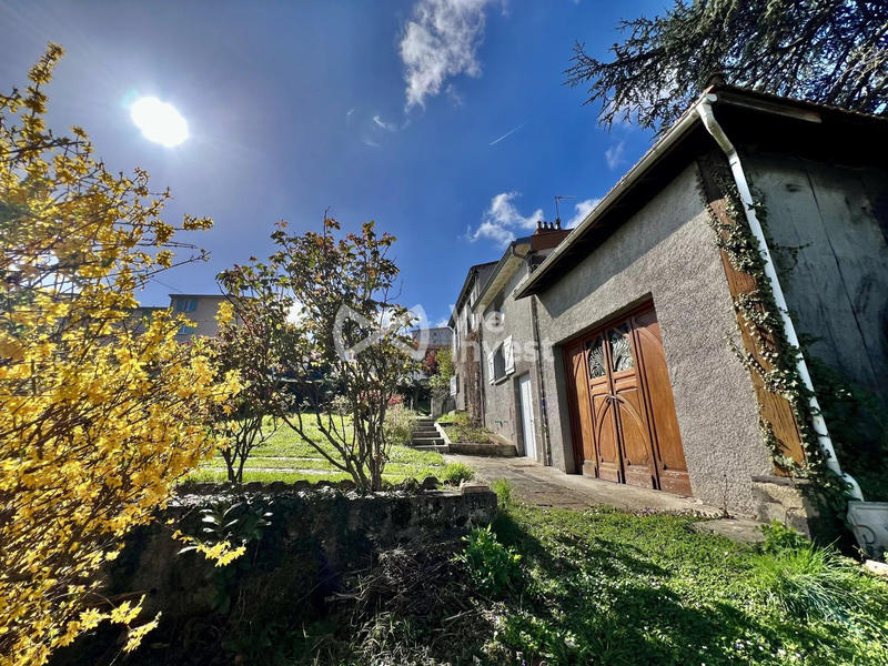 Maison - 92 m² - 5 pièces