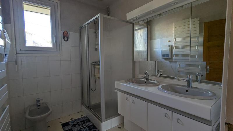 Maison - 97 m² - 6 pièces