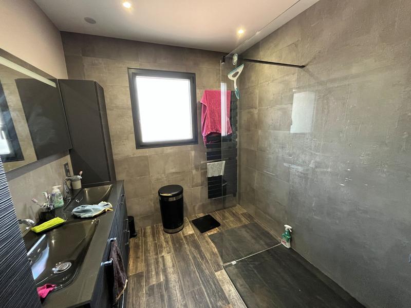 Maison - 105 m² - 6 pièces