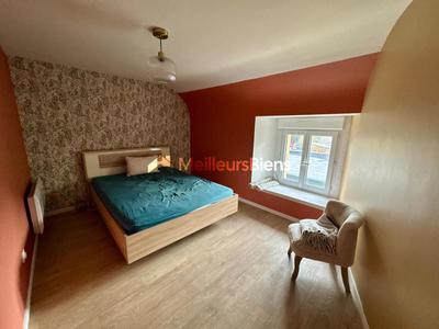 Maison de bourg - 96 m² - 5 pièces