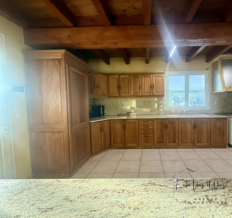 Maison ancienne - 292 m² - 6 pièces