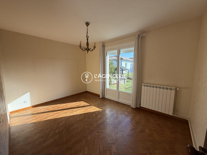 Maison - 92 m² - 4 pièces