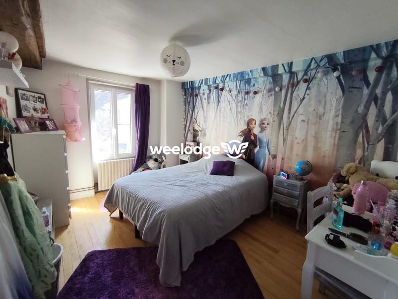 Maison - 171 m² - 7 pièces