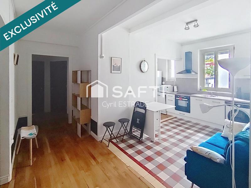 Appartement - 98 m² - 5 pièces