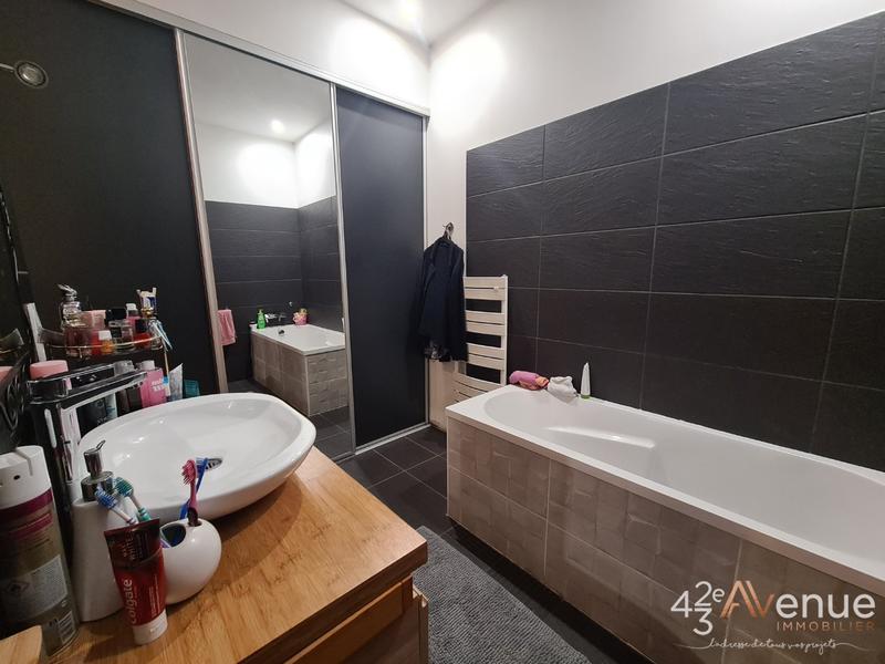 Appartement - 77 m² - 3 pièces