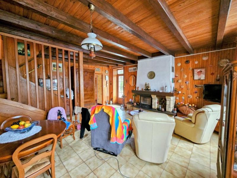 Maison - 85 m² - 5 pièces