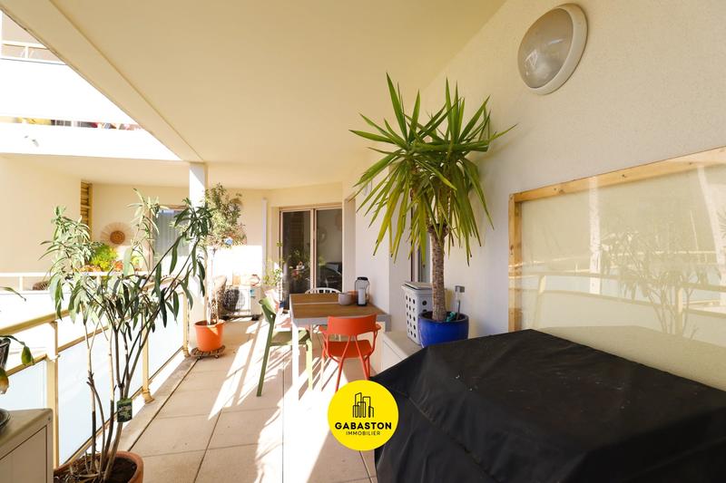 Appartement - 76 m² - 4 pièces