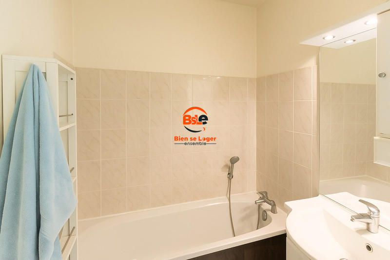 Appartement - 75 m² - 4 pièces