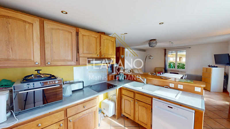 Appartement - 86 m² - 4 pièces