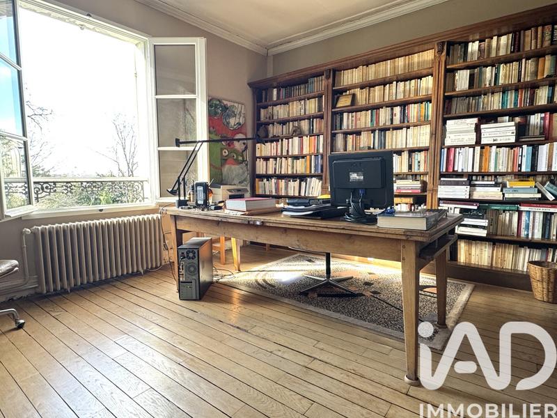 Maison - 352 m² - 10 pièces